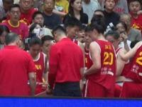 九游娱乐-宫鲁鸣谈双塔组合：进攻端效果很好防守漏洞尽快弥补