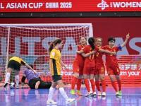 九游娱乐-女足球员在国际比赛中实现突破