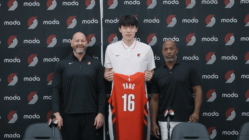 杨瀚森赛后采访不满力量+终结遇到比卢普斯再度道歉!